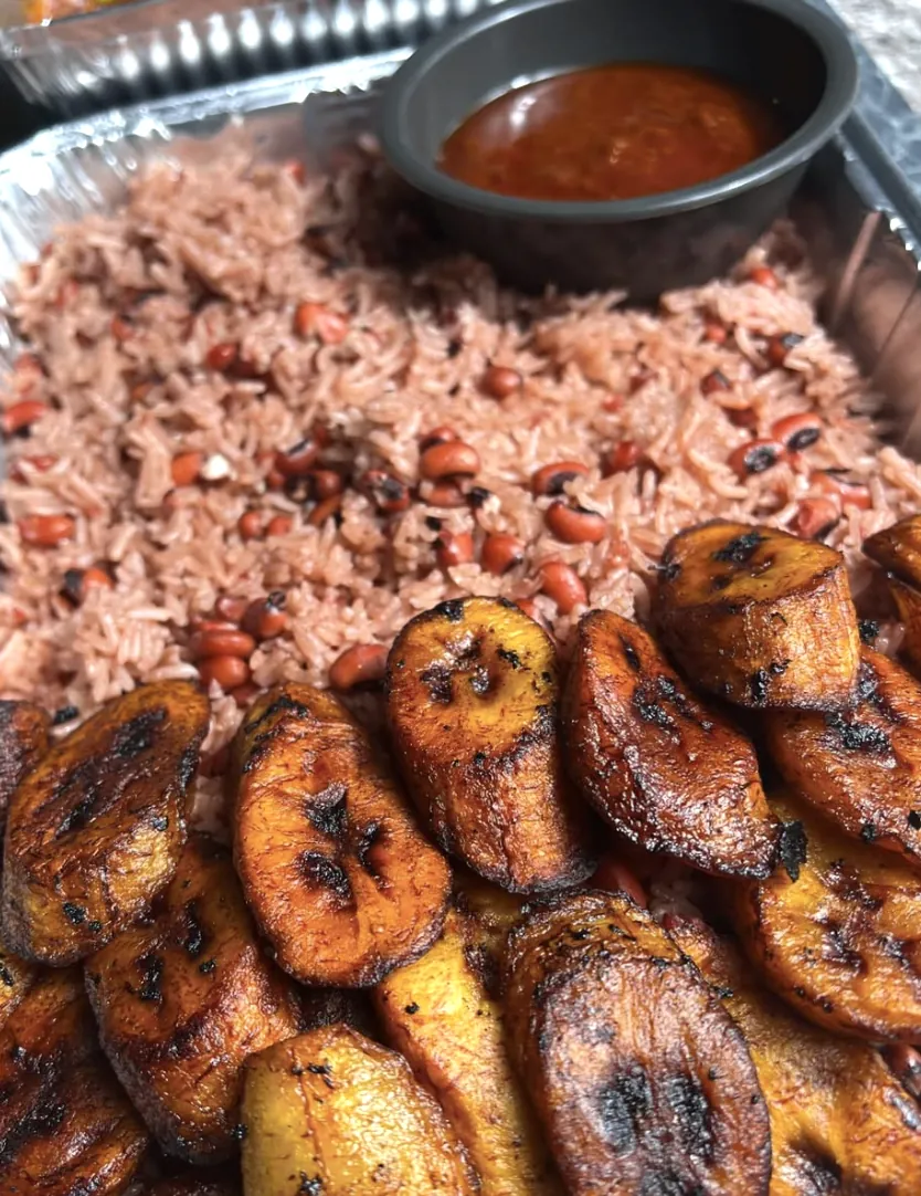 Jollof rice with plantains